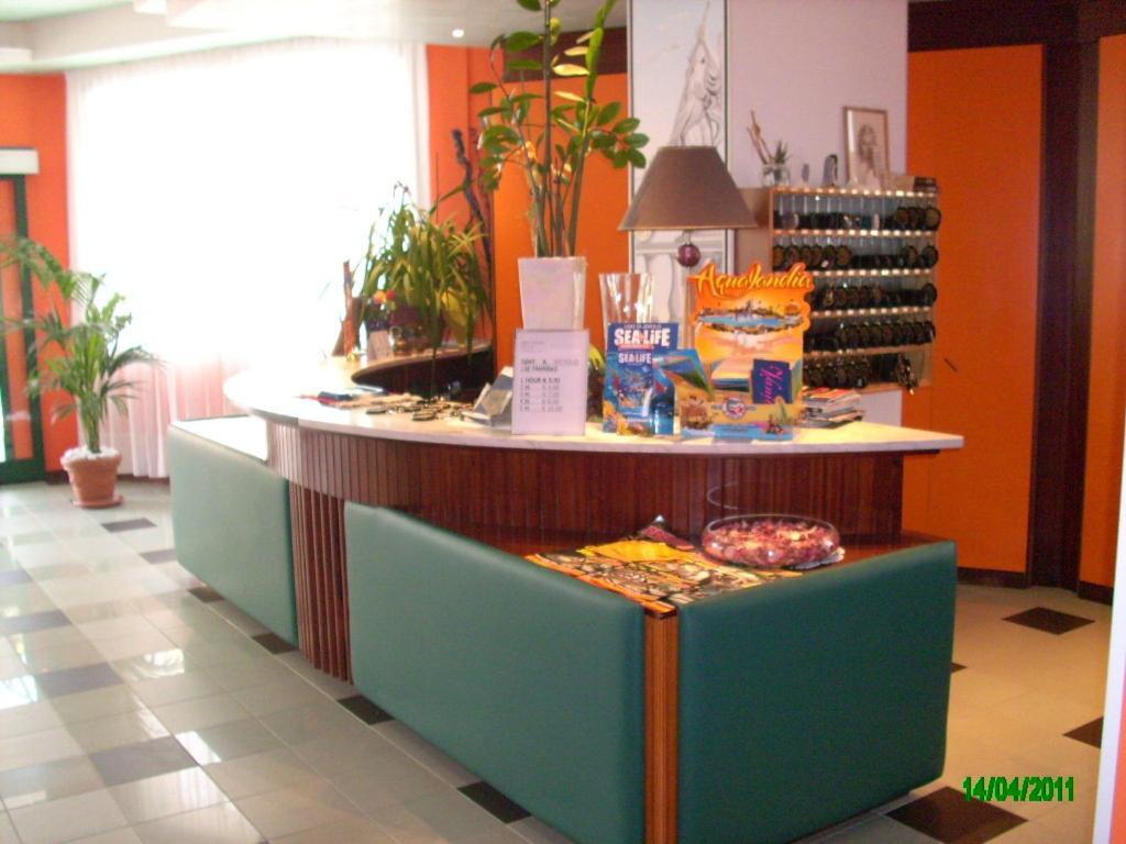 Hotel Colorado Lido di Jesolo Eksteriør billede